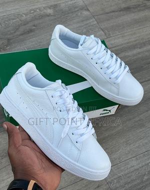 White Puma Sneakers for Men - thumbnail 2