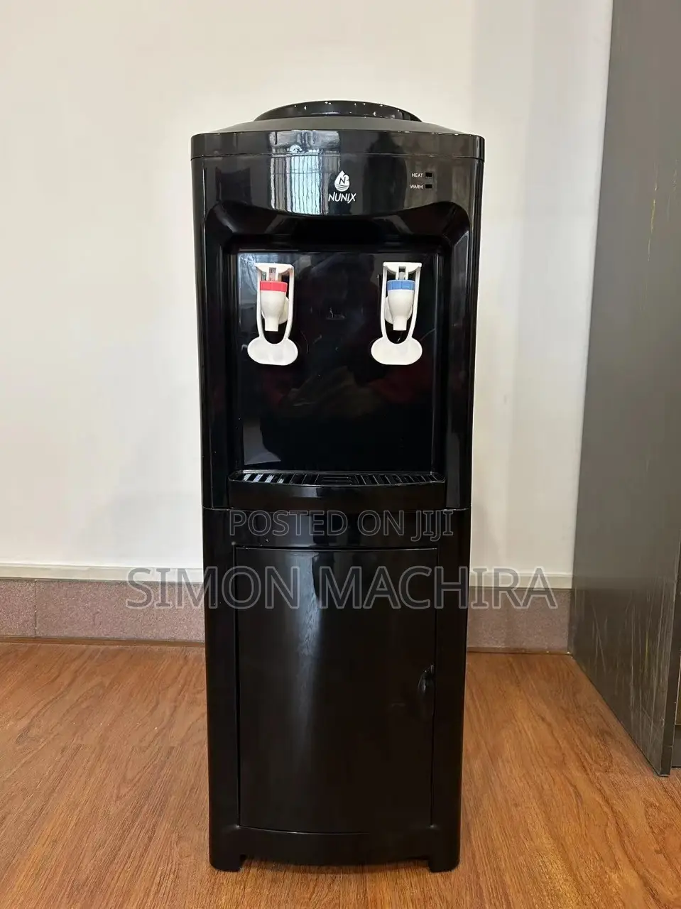 Nunix Hot and Normal Black Dispenser