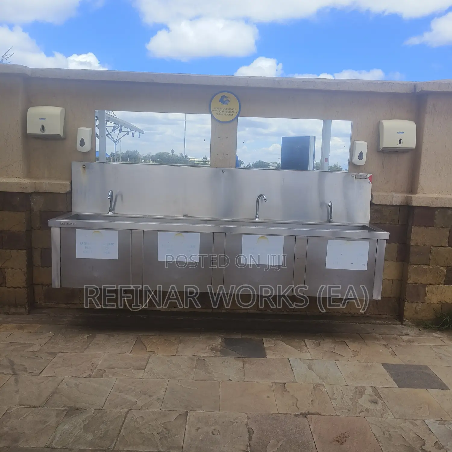 Commercial Hand Washing Sinks Tables - Stainless Steel