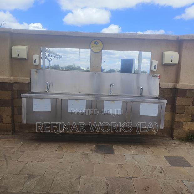 Commercial Hand Washing Sinks Tables - Stainless Steel