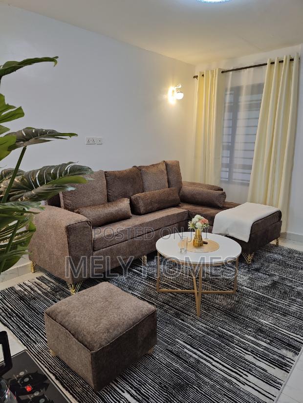 Two Bedroom Airbnb - Bypass- Membly. - main view