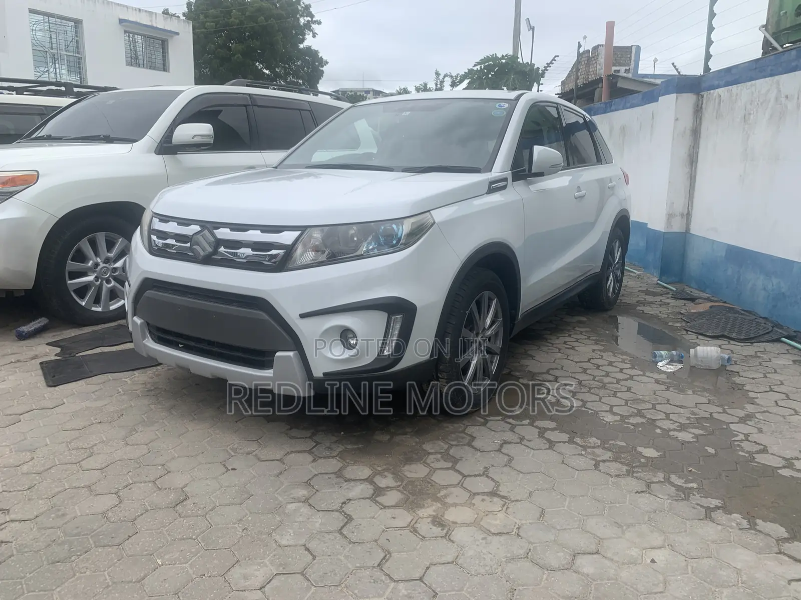 Suzuki Escudo 2017 White