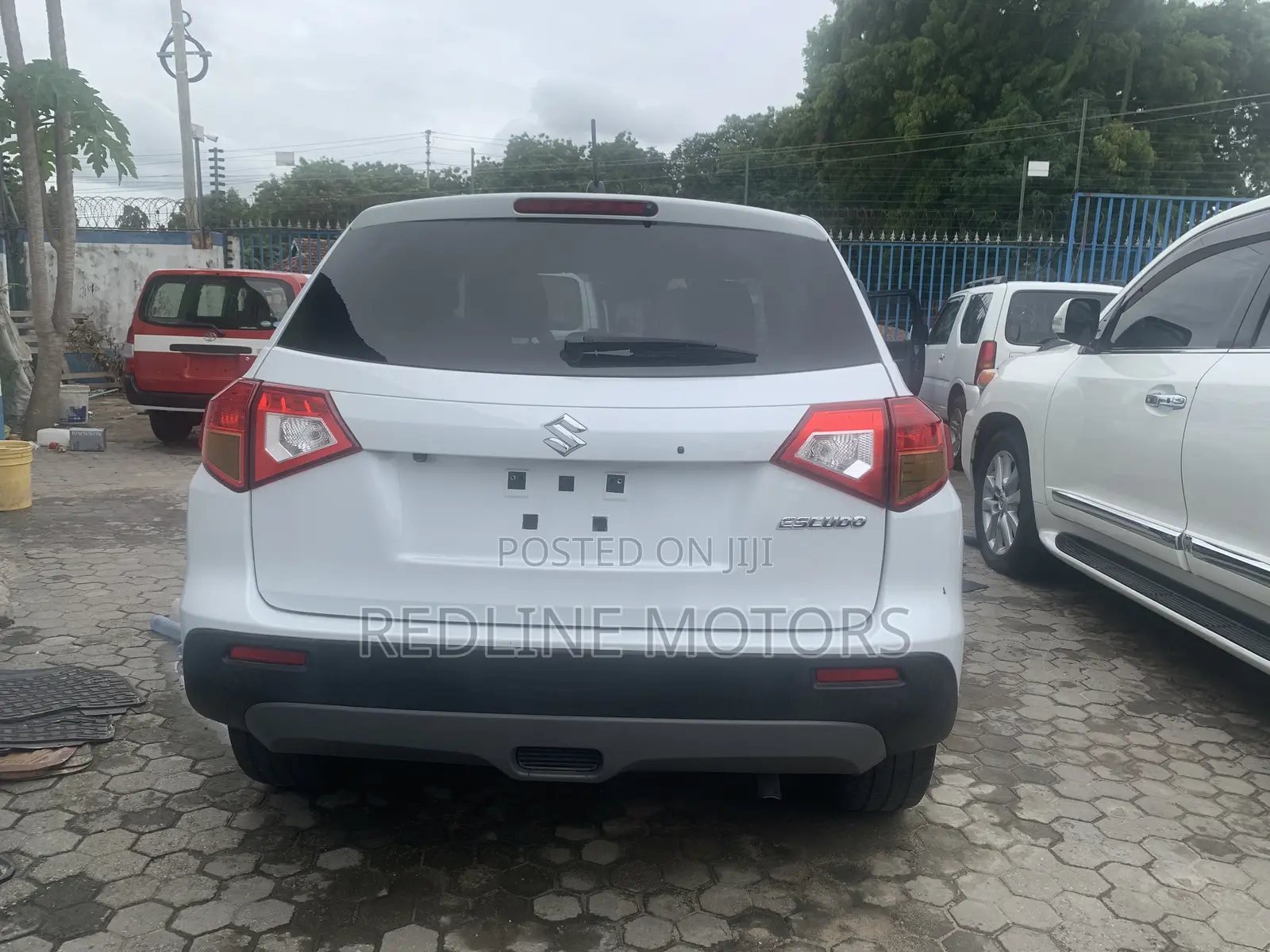 Suzuki Escudo 2017 White