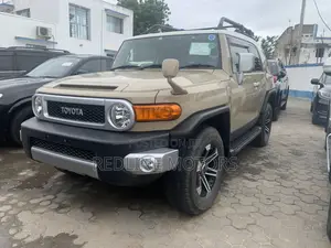 Toyota FJ Cruiser 2017 Brown