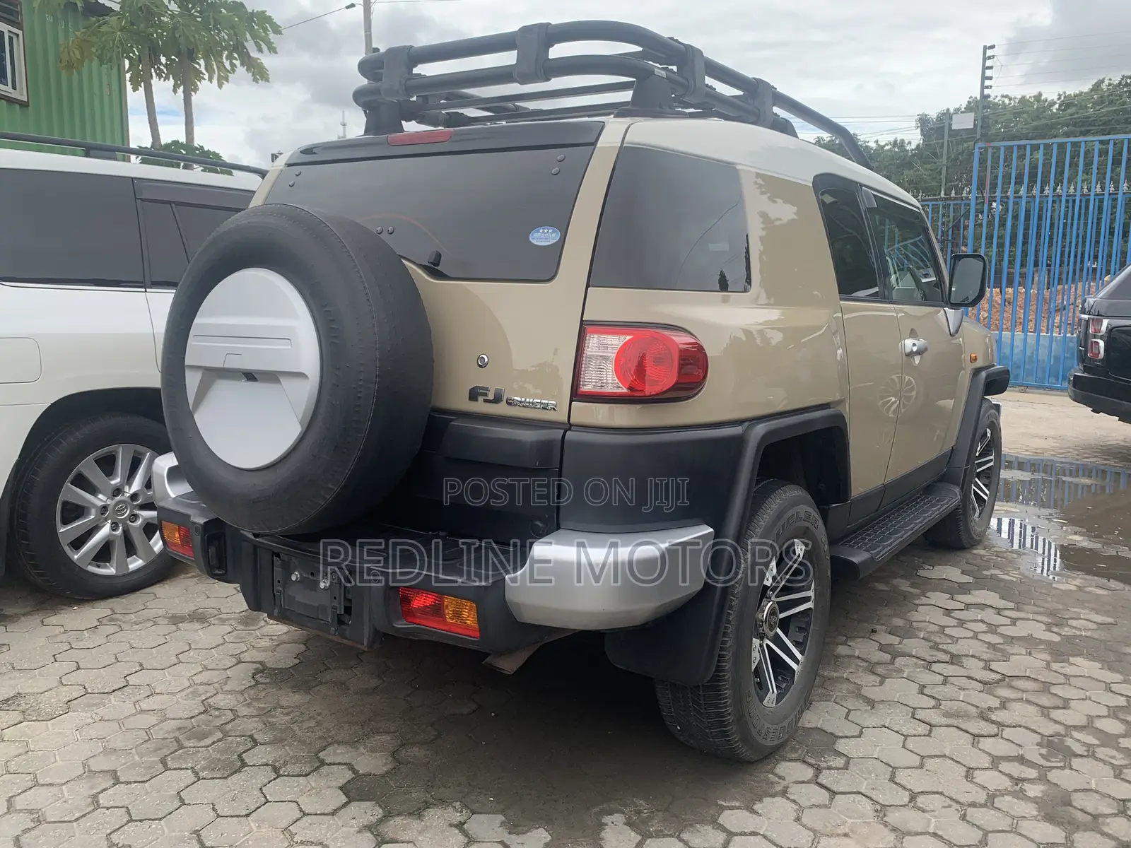 Toyota FJ Cruiser 2017 Brown