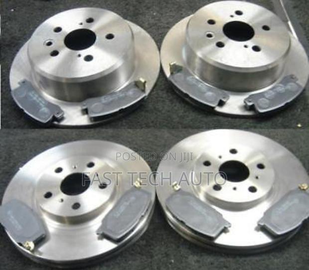 Toyota Front Rear Brake Discs Pads
