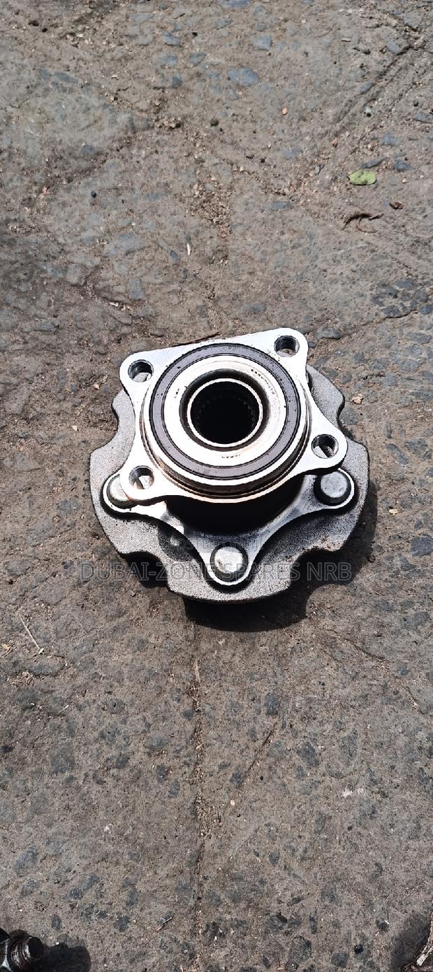 Rear Front Wheel Hubs Vanguard,Rav4,X-Trail Nt31 2 4-Wheel