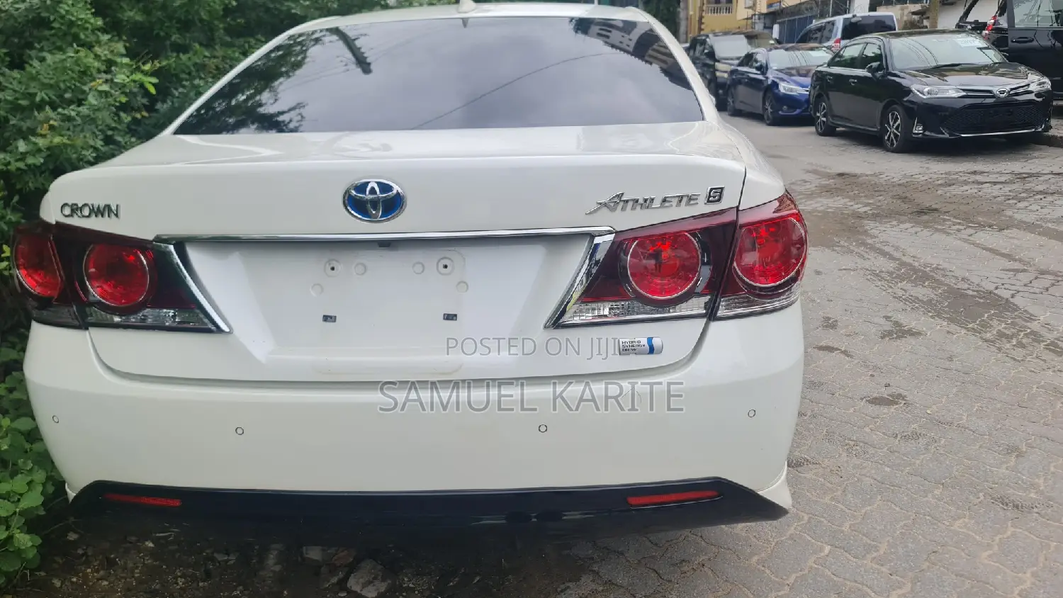 Toyota Crown 2016 White