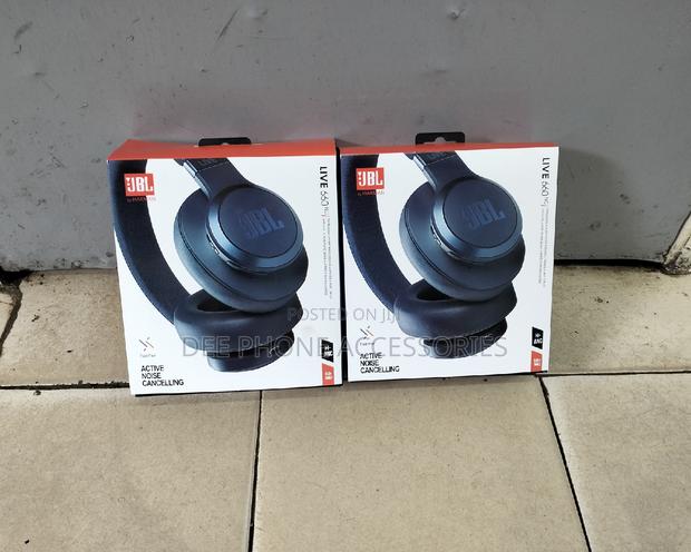 New JBL Live 660 Bluetooth Headphones - main view
