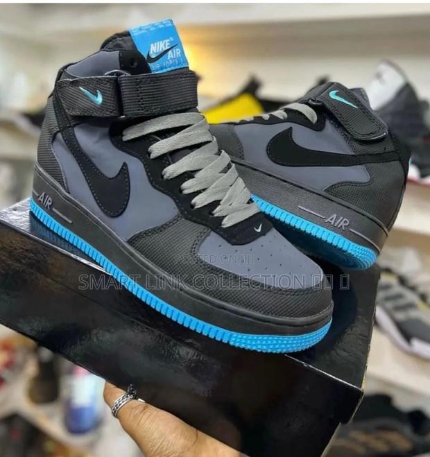 Air Jordan 1 Highcut - thumbnail 2