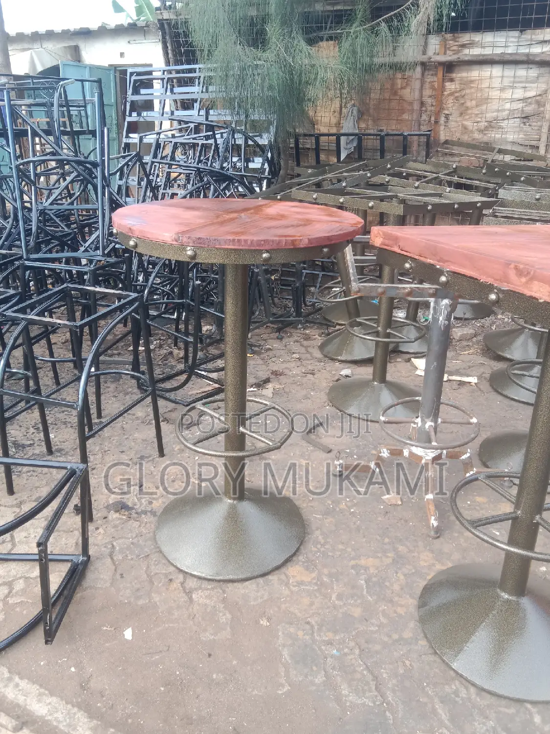 Restaurants and Bar High Table