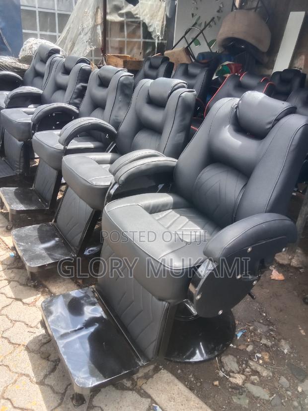 Barber Seat - thumbnail 2