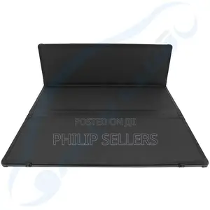 Hard Tri-Fold Truck Bed Tonneau Cover