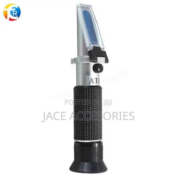 Sugar Level Brix Refractometer 0-32% - thumbnail 3
