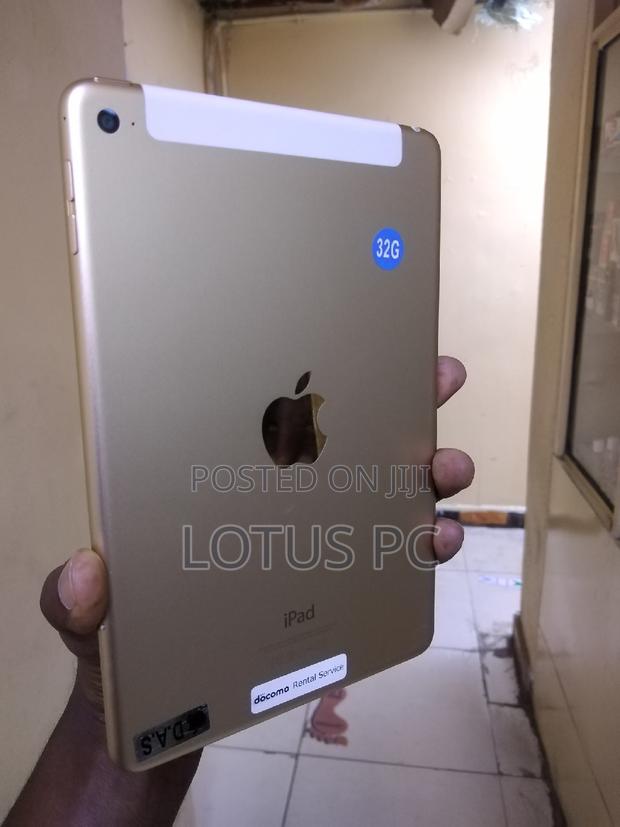 Apple iPad mini 4 32 GB Yellow - thumbnail 2