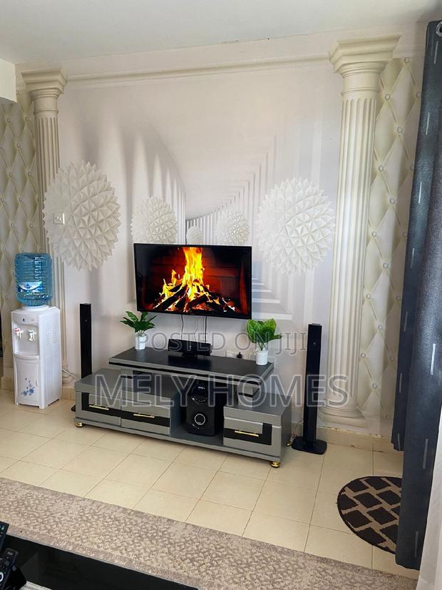 One Bedroom Airbnb - Kimbo - thumbnail 3