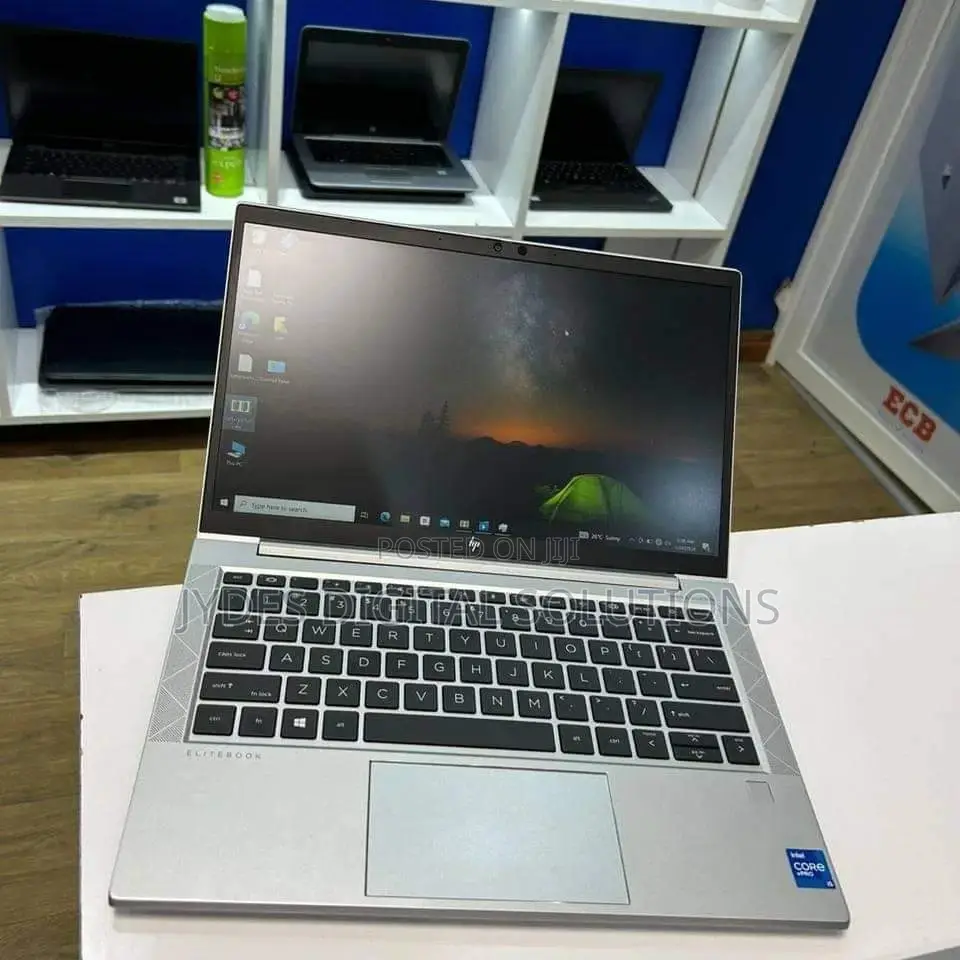 Laptop HP EliteBook 830 G8 16GB Intel Core I7 SSD 512GB