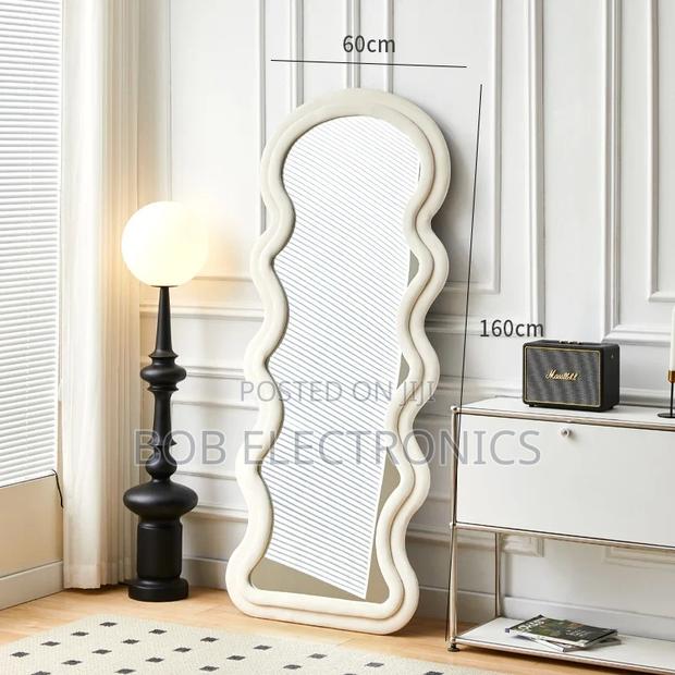 Full Length Wavy Dressing Mirror - thumbnail 2