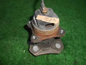 Rear Hub 4 Wheel Drive Nissan March/Tinda/Note/Wingroad