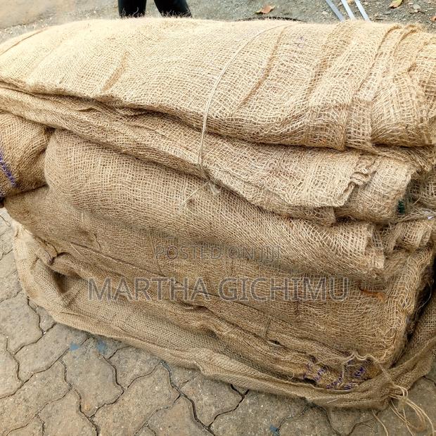 Hessian Jute Cloth - thumbnail 3