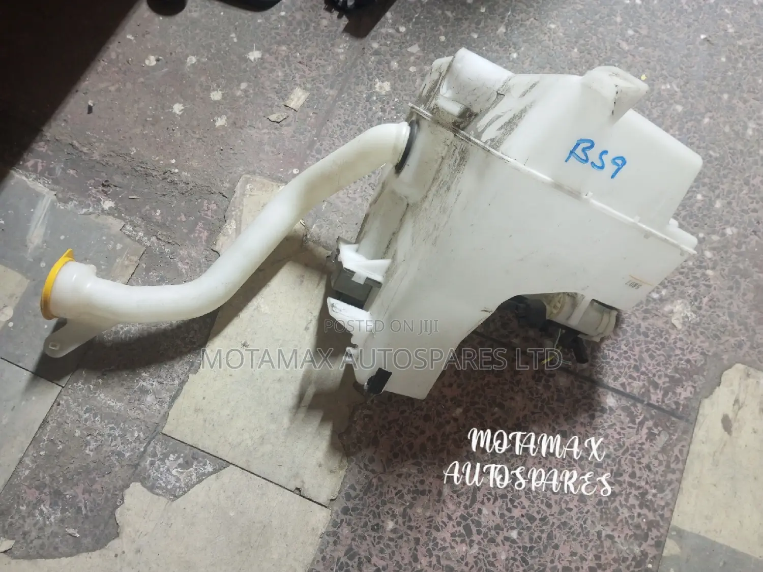 Subaru Outback BS9 Washer Bottle