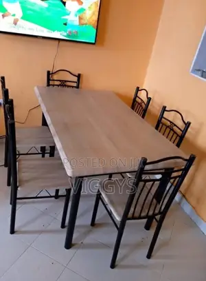 Amazing 6 Seater Dinning Table