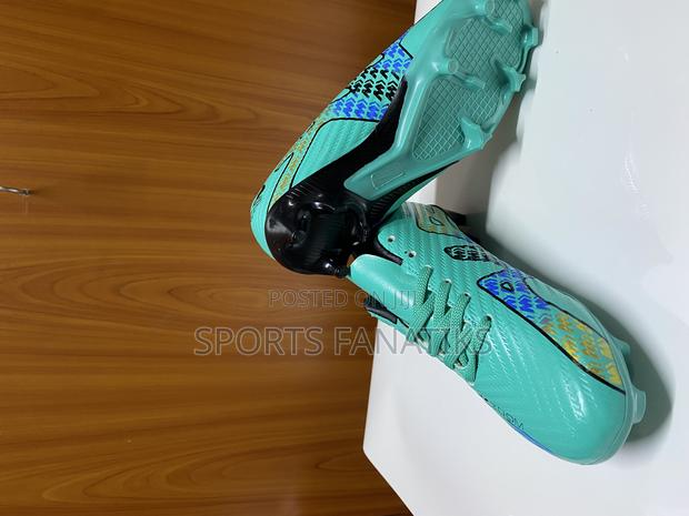 Soccer Boots - thumbnail 2