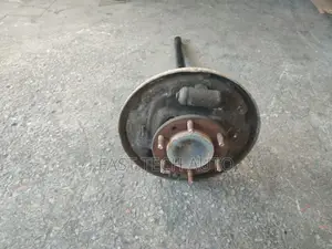 Exjapan Isuzu Rear Wheel Hub