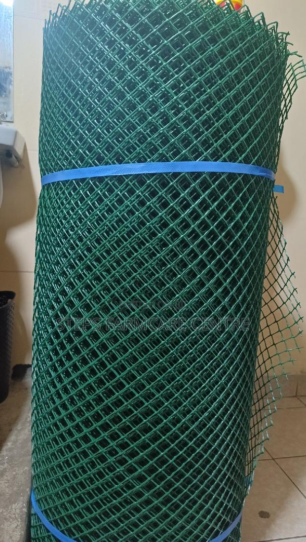 50m Plastic Chicken Flooring Mesh Roll - main view