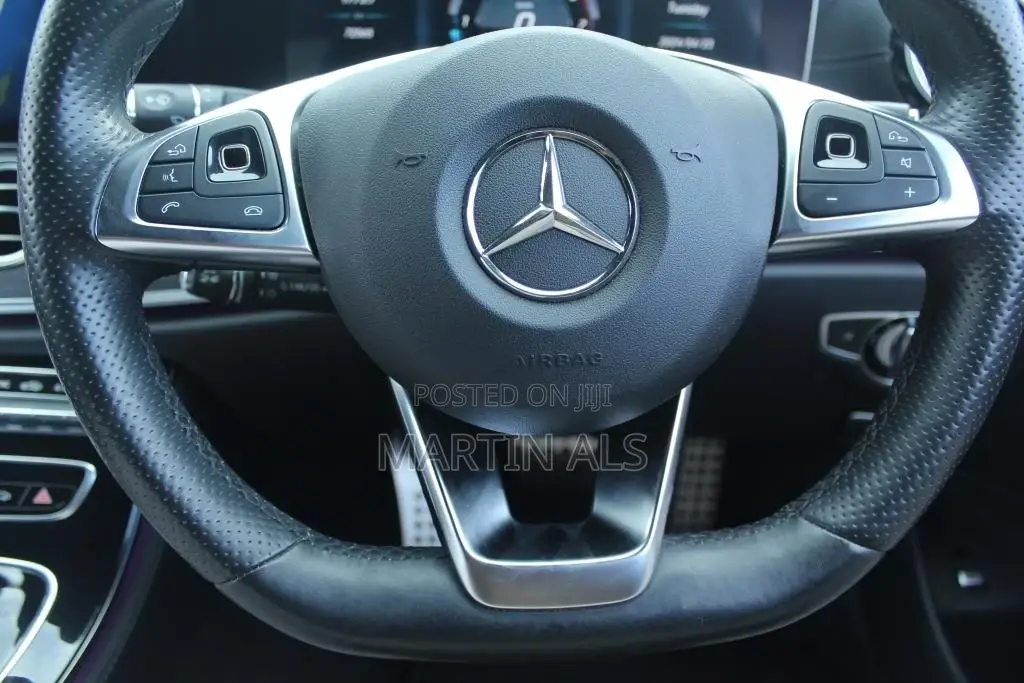 Mercedes-Benz E200 2016 Silver