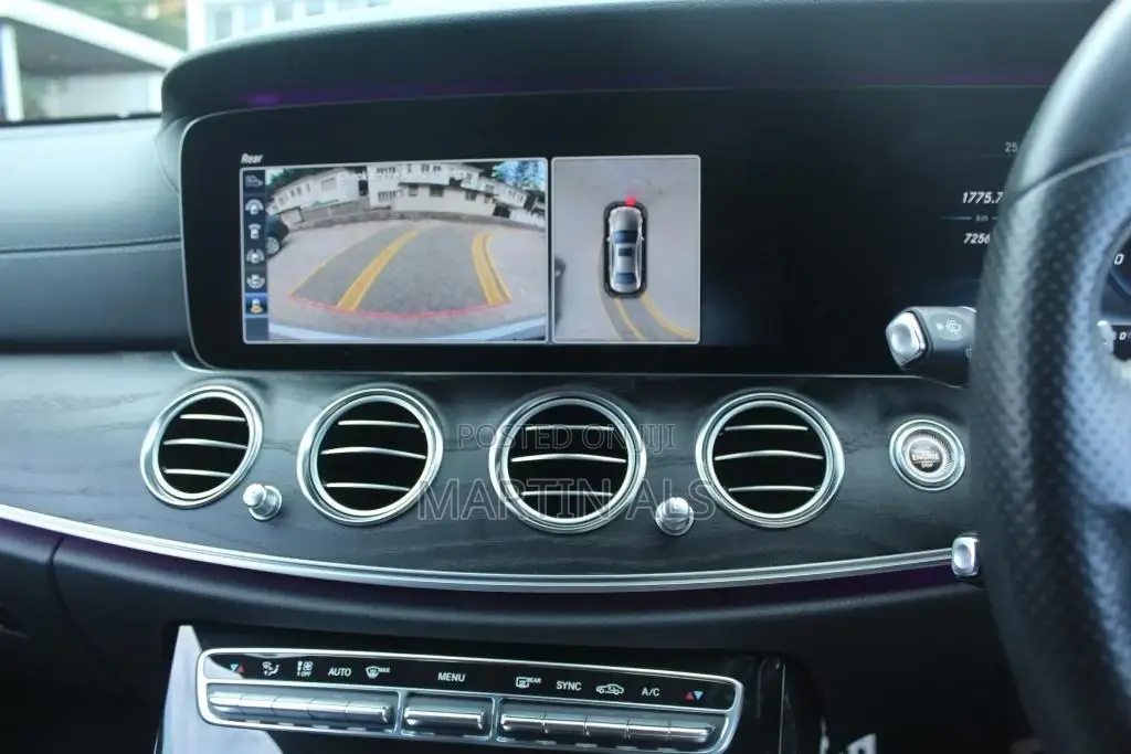 Mercedes-Benz E200 2016 Silver