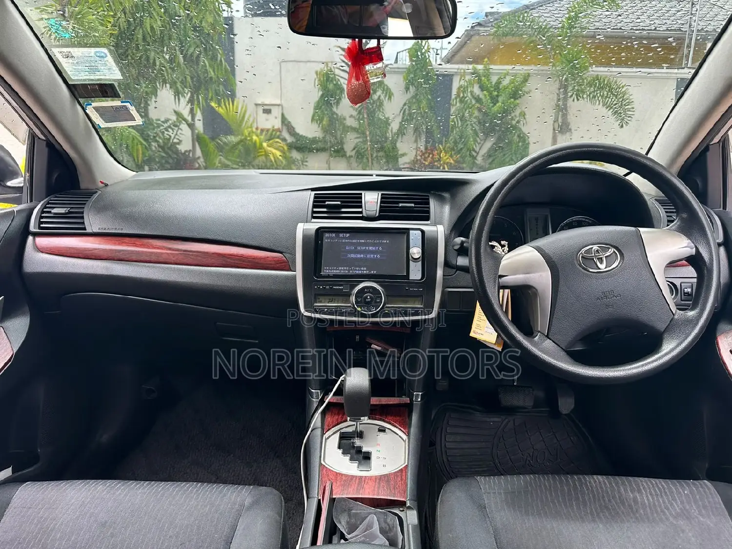 Toyota Premio 2012 Silver