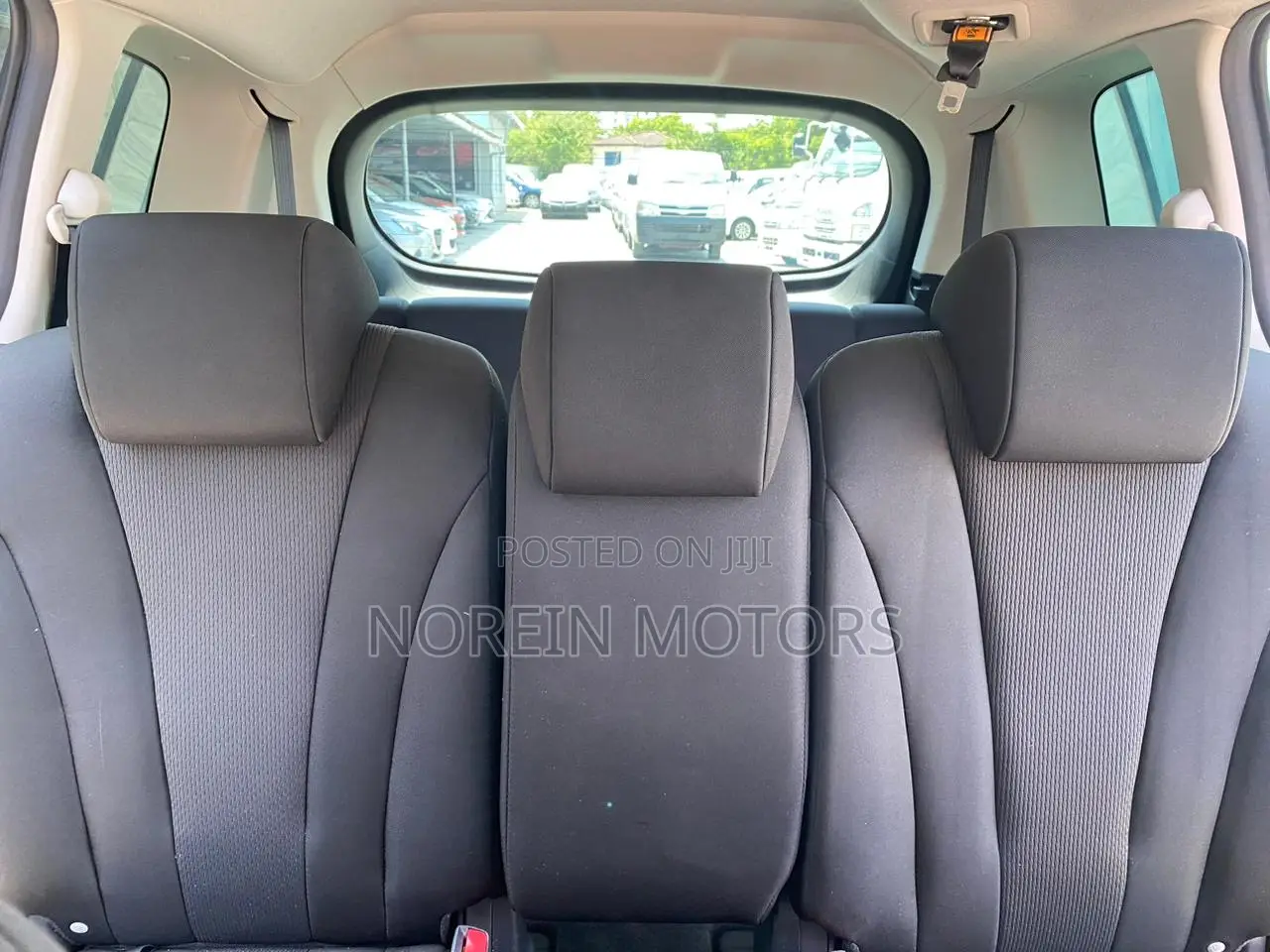 Mazda Premacy 2014 White