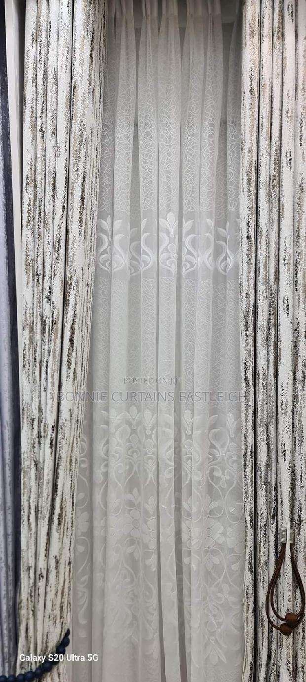 Yellow Mixed White Curtains - thumbnail 4