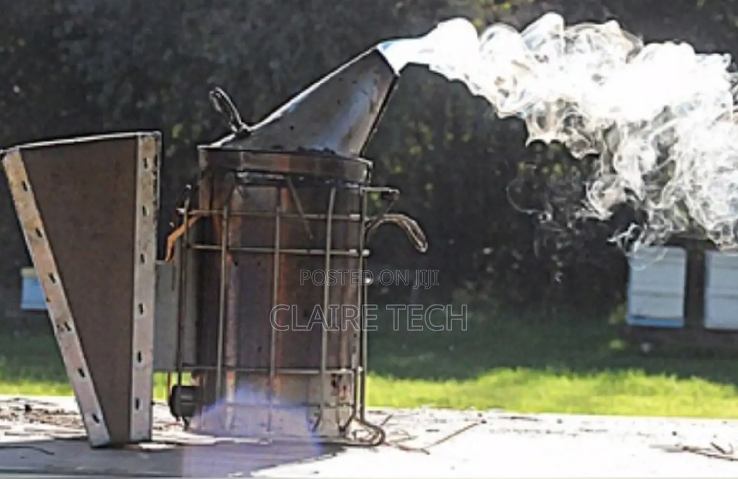Bee Smoker.Bee Smoker