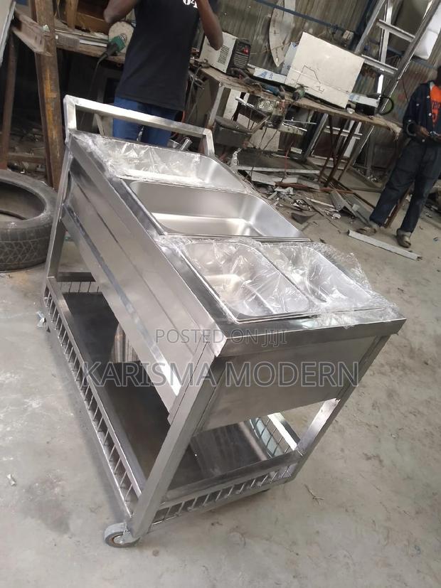 Movable Food Warmer - main view