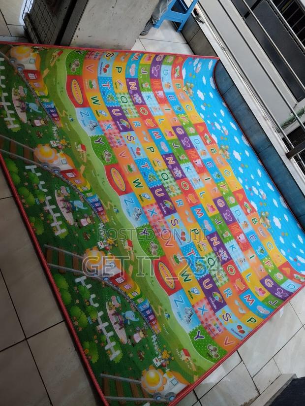 *Double- Sided Learning Playmat*Size: 1.8 X 2m - main view