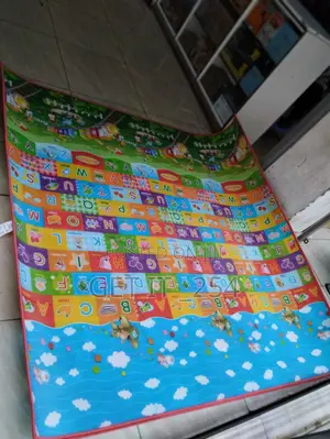 *Double- Sided Learning Playmat*
Size: 1.8 X 2m