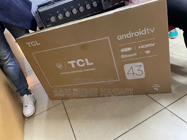 TCL 43 Smart Android Flat Screen - thumbnail 2