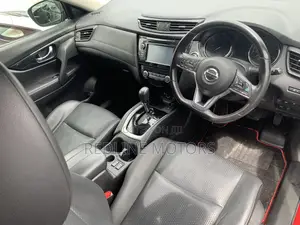 Nissan X-Trail 2.0 Petrol AWD 2018 Red