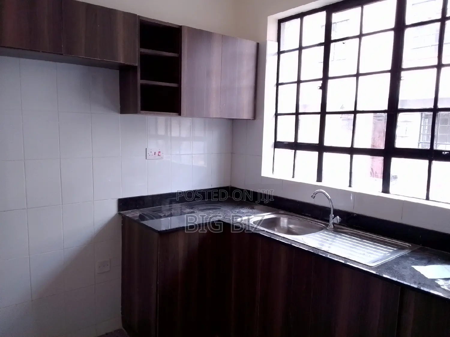 3bdrm Maisonette in Donholm 3/4Br for rent