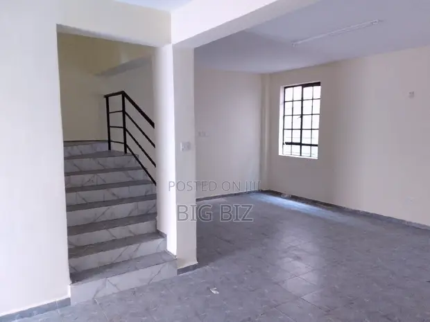 3bdrm Maisonette in Donholm 3/4Br for rent