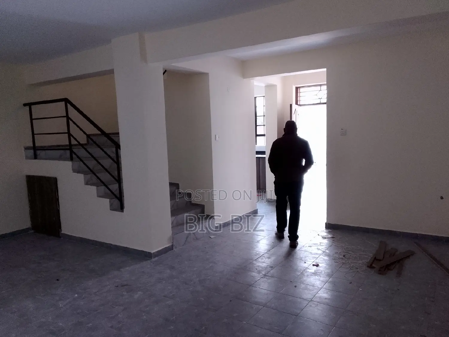 3bdrm Maisonette in Donholm 3/4Br for rent