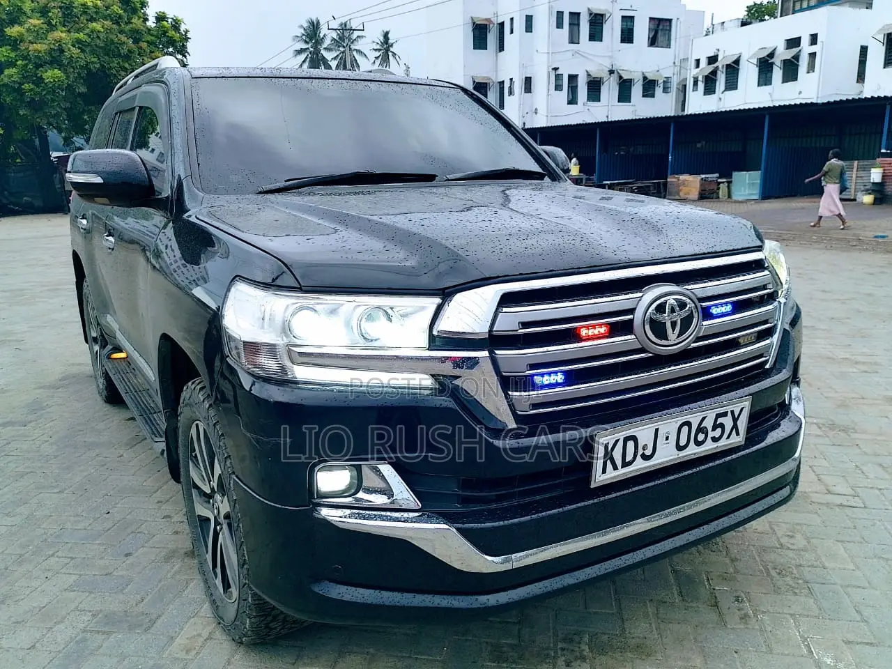 Toyota Land Cruiser 2016 Black