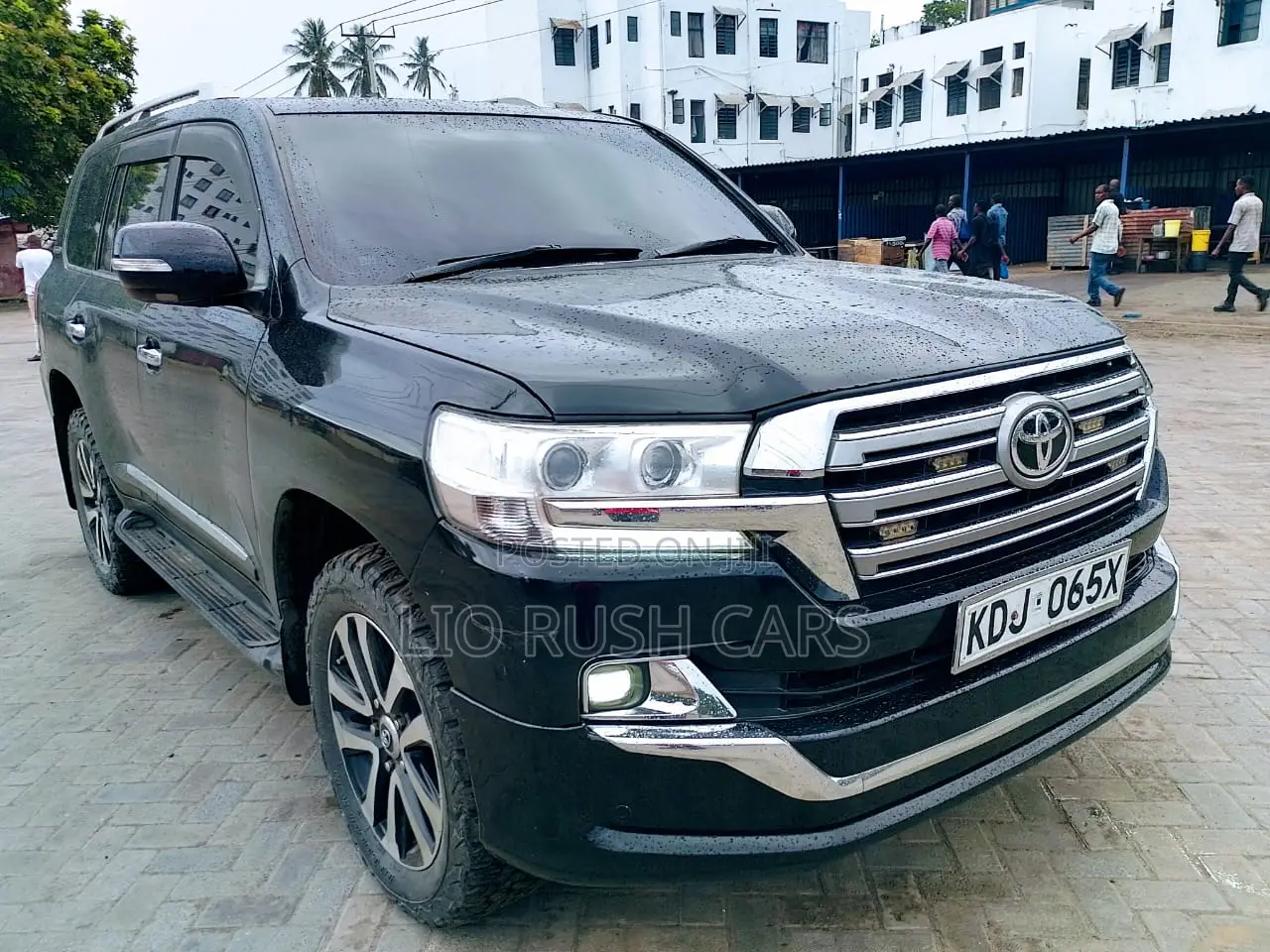 Toyota Land Cruiser 2016 Black