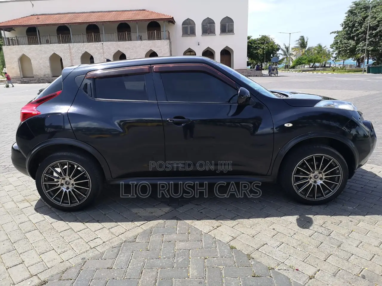 Nissan Juke 2012 Black