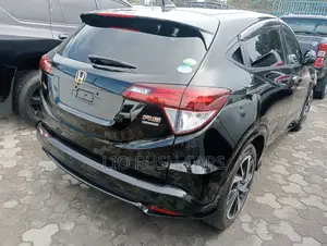 Honda Vezel 2018 Black