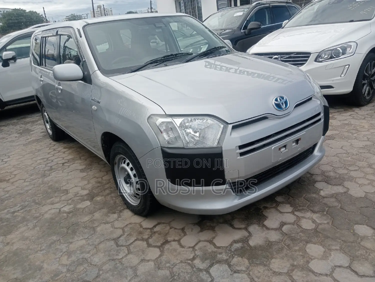 Toyota Probox 2018 Silver