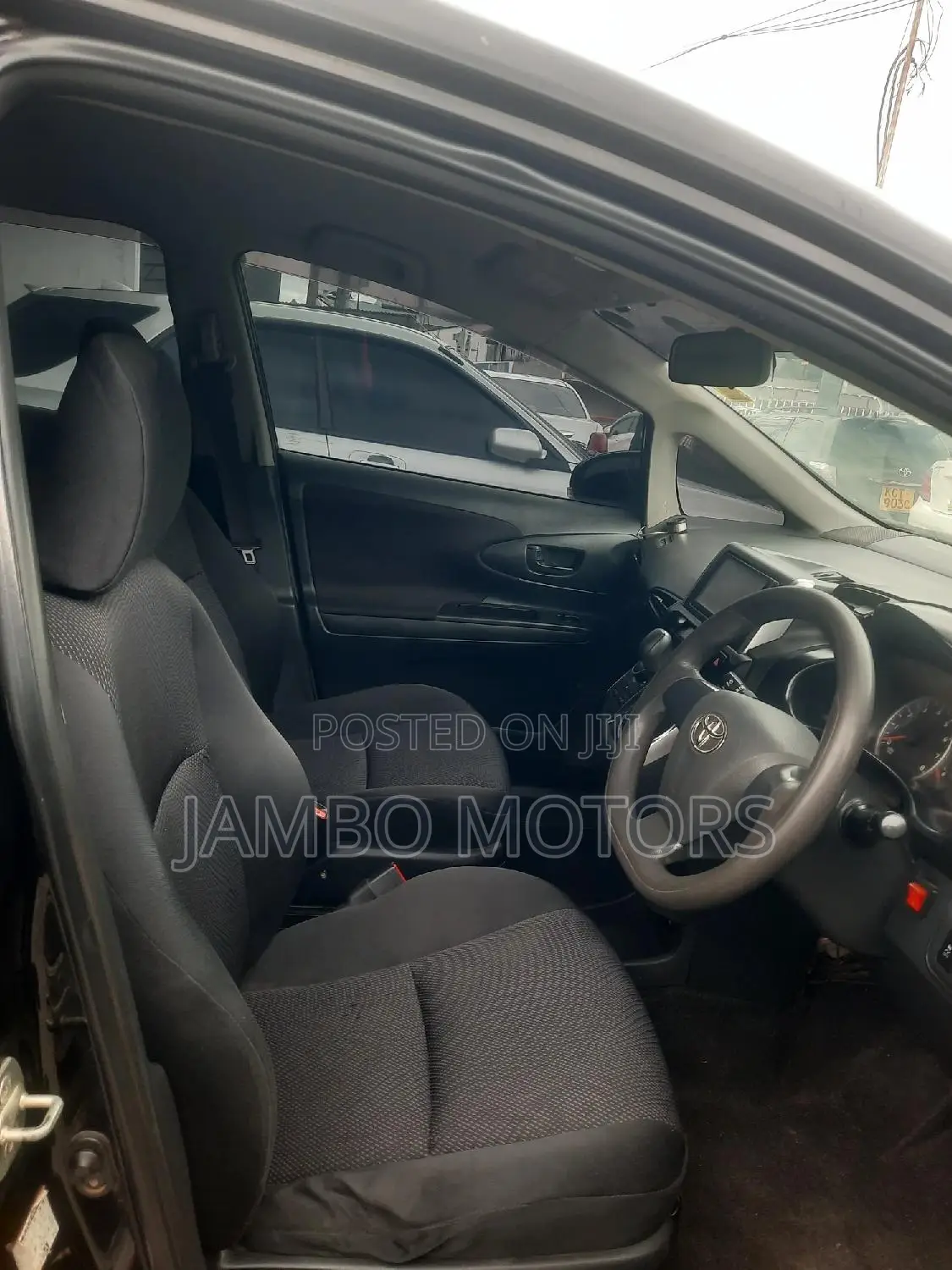 Toyota Wish 2013 Black