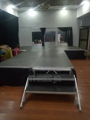 Nice Set Up of Modelling Stage in Events for Hire